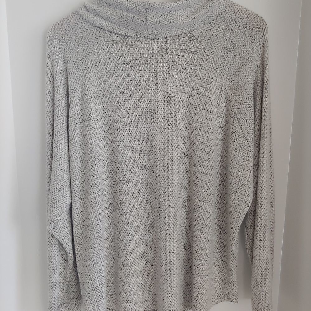Peyton Primrose Women's Cowl Neck Sweater Heathered Grey Size L - Picture 4 of 7